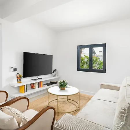 Villa Exclusive Oasis - Quiet Luxury Near Strip And Oura *