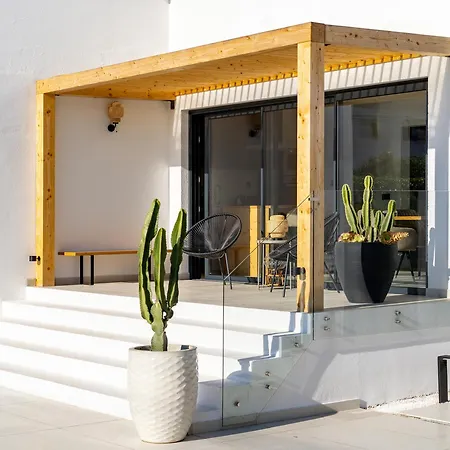 Exclusive Oasis - Quiet Luxury Near Strip And Oura